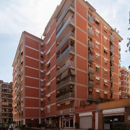 Joivy Delightful 3-Bed Flat With Balcony Apartment Rome Exterior photo